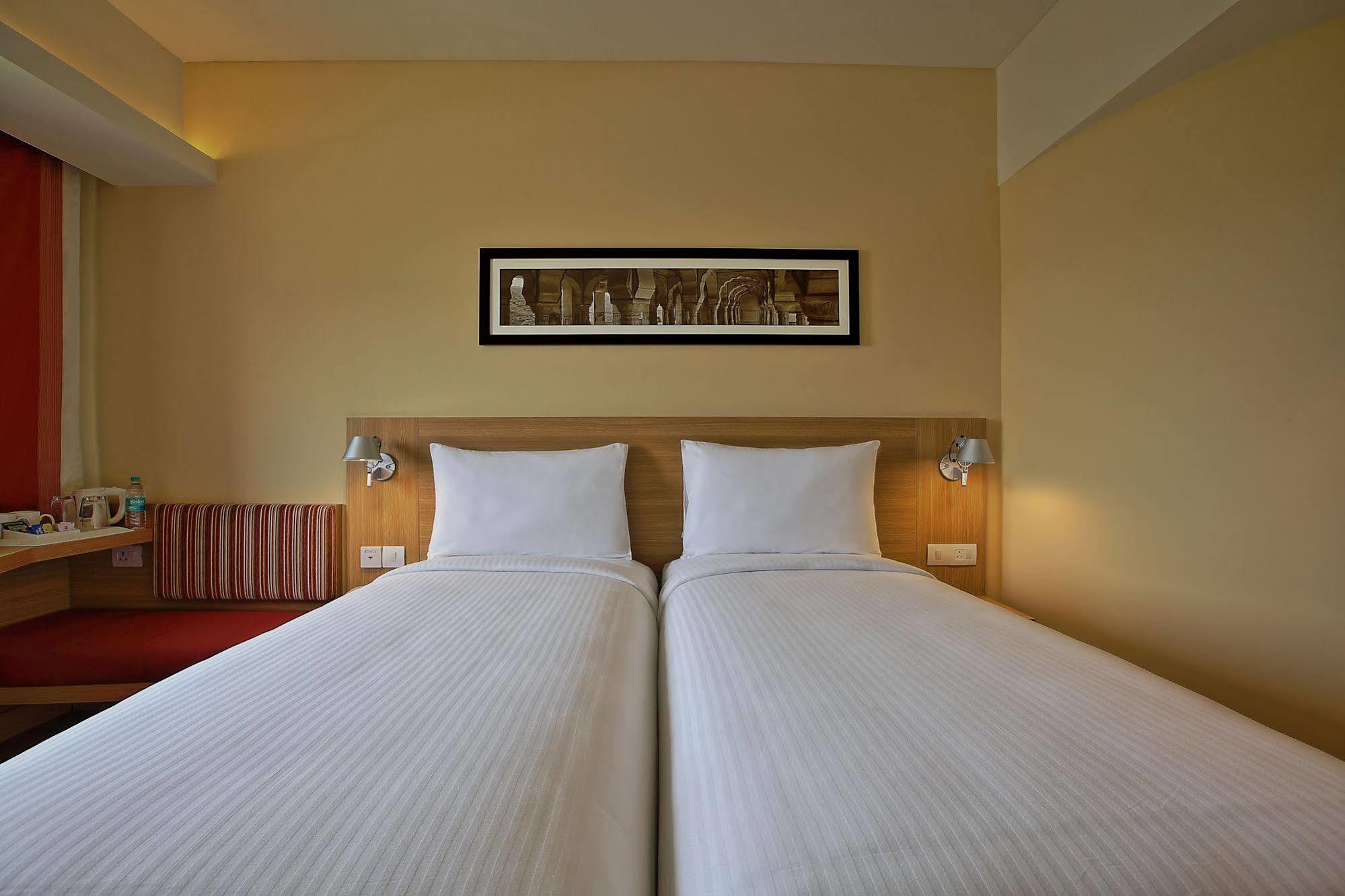 Ibis Pune Viman Nagar - An Accor Brand Екстериор снимка